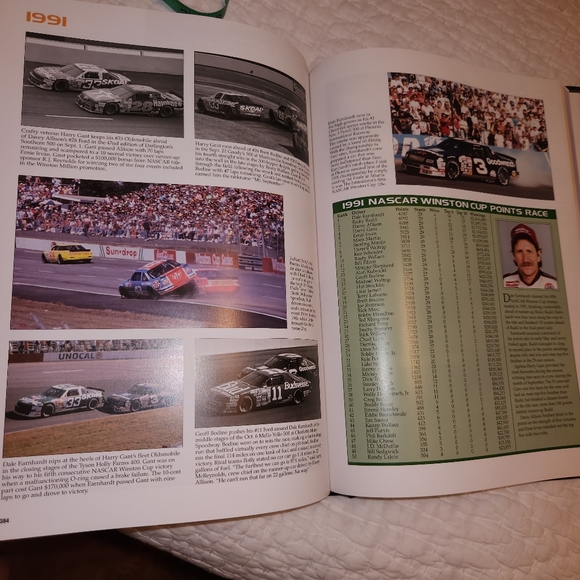 Nascar book - Picture 5 of 5